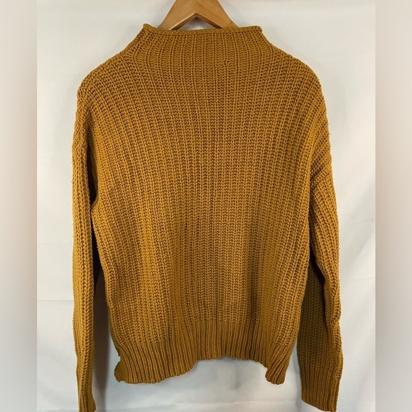 Madewell chunky cotton sweater. A mustardy gold color with cute buttons. - Picture 4 of 5